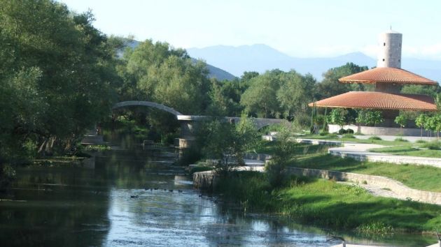 Plavnica Eco resort Skadarsko jezero