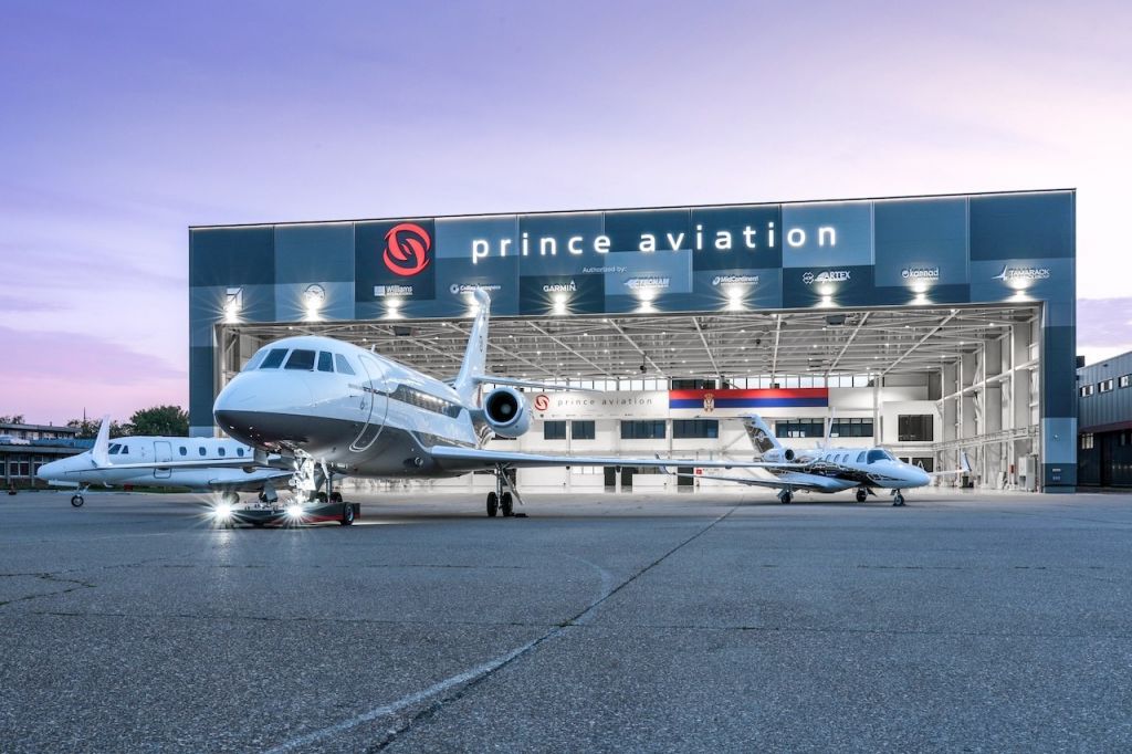 hangar Prince Aviation Aerodrom Nikola Tesla Beograd