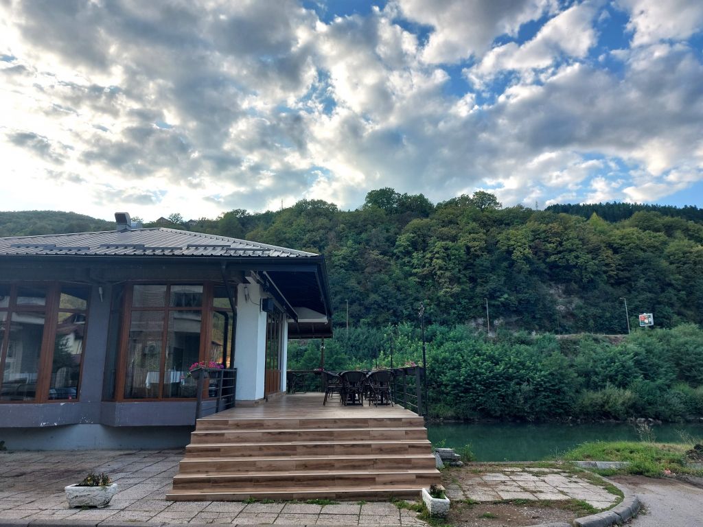 Ribarski restoran Foča