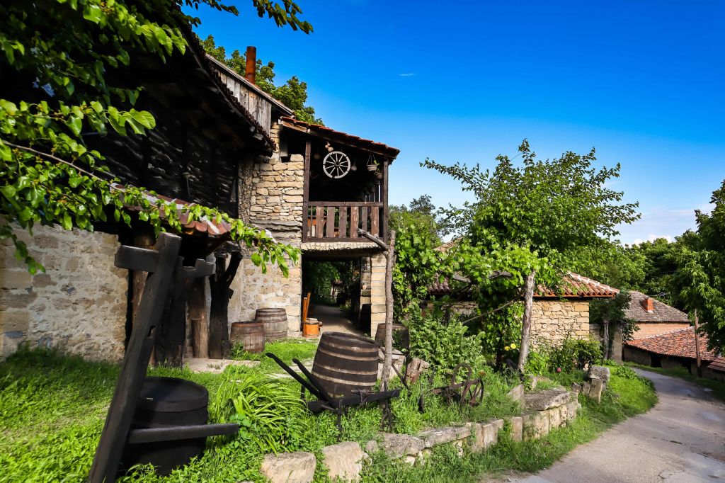 Rogljevačke pimnice kod Negotina