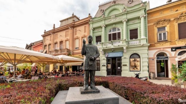 Spomenik Jaši Tomiću Novi Sad