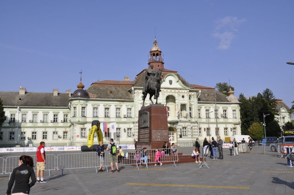 spomenik kralju Petru I Karađorđeviću Zrenjanin