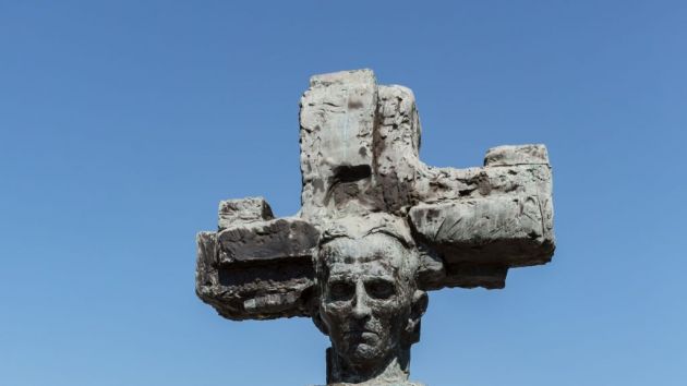 Spomenik Nikoli Tesli Podgorica