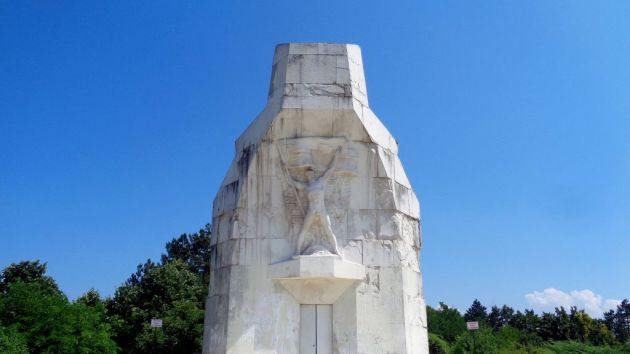 Spomenik palim Krajišnicima u NOB-u Banjaluka