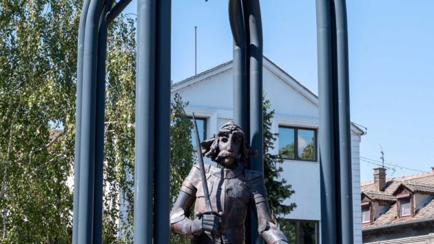 Spomenik Sibinjanin Janku Zemun