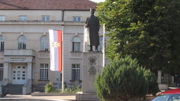 Spomenik srpskim ratnicima Lazarevac