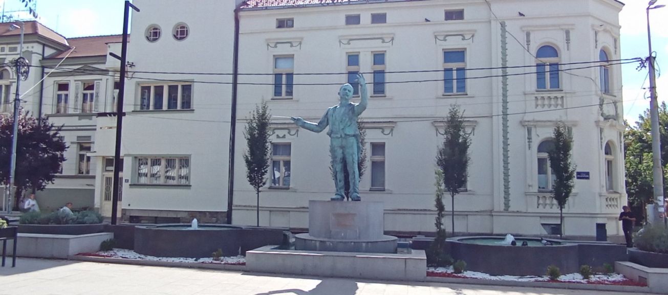 Spomenik Stanislavu Biničkom Kruševac