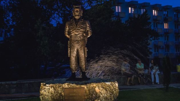 Spomenik Nedeljku Vidakoviću Trebinje