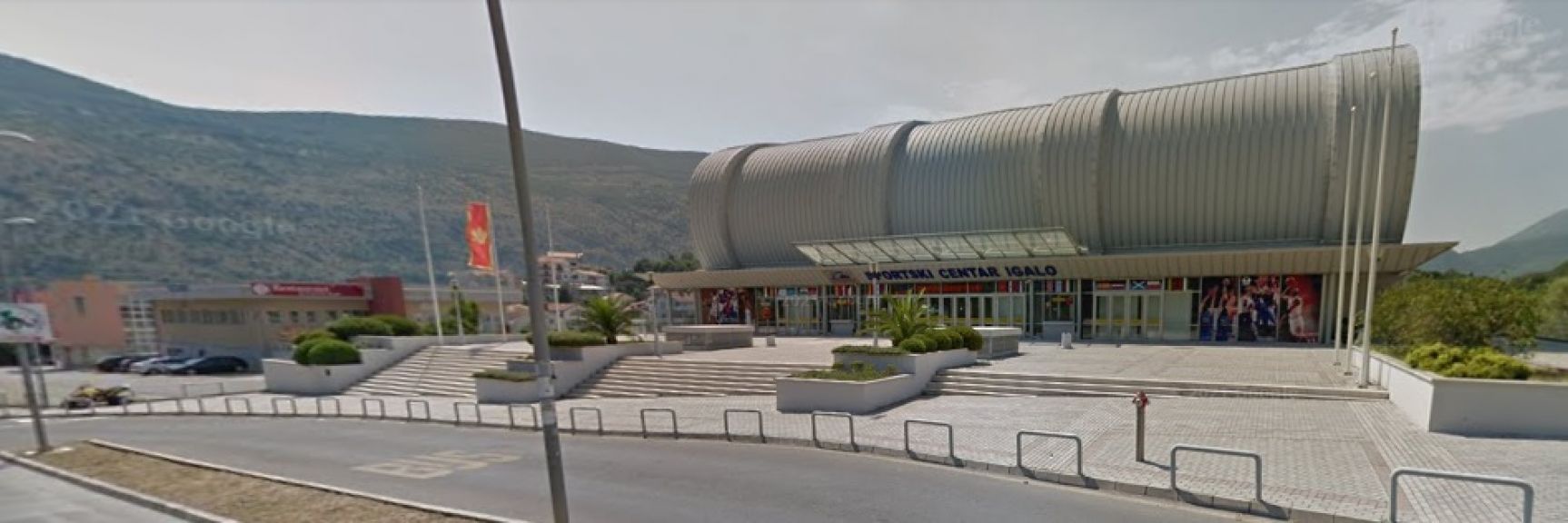 Sportski centar i Hotel Play Igalo
