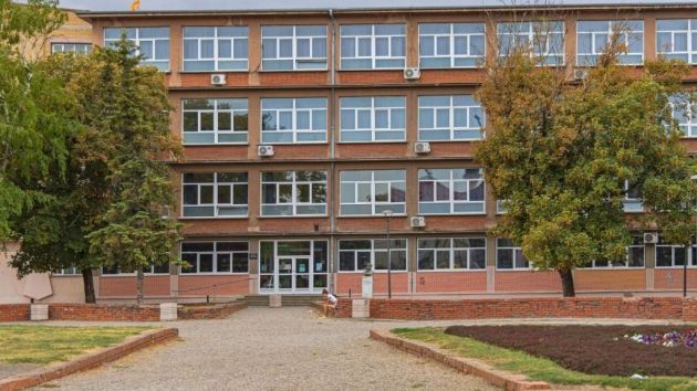 Srednja škola Dr Đorđe Natošević Inđija
