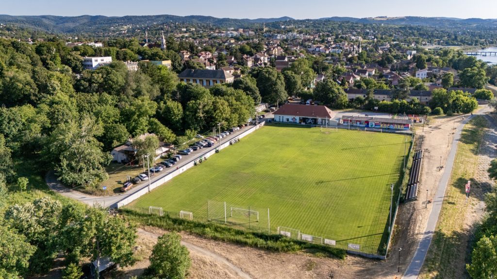 Stadion FK Fruškogorac Sremska Kamenica