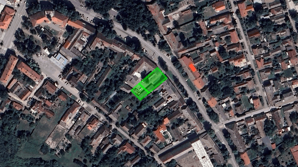 Stambena zgrada Maršala Tita 16 Ada