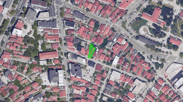 Stambeno poslovna zgrada Dragana Simića 24 Kragujevac