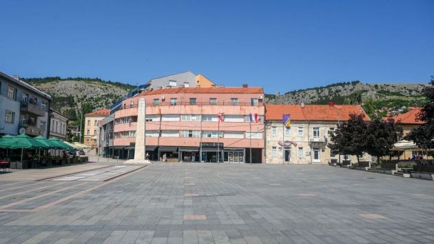Trg kralja Tomislava Livno