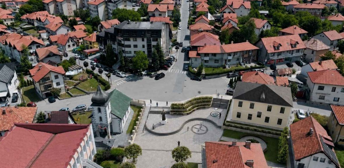 Trg patrijarha Varnave Pljevlja