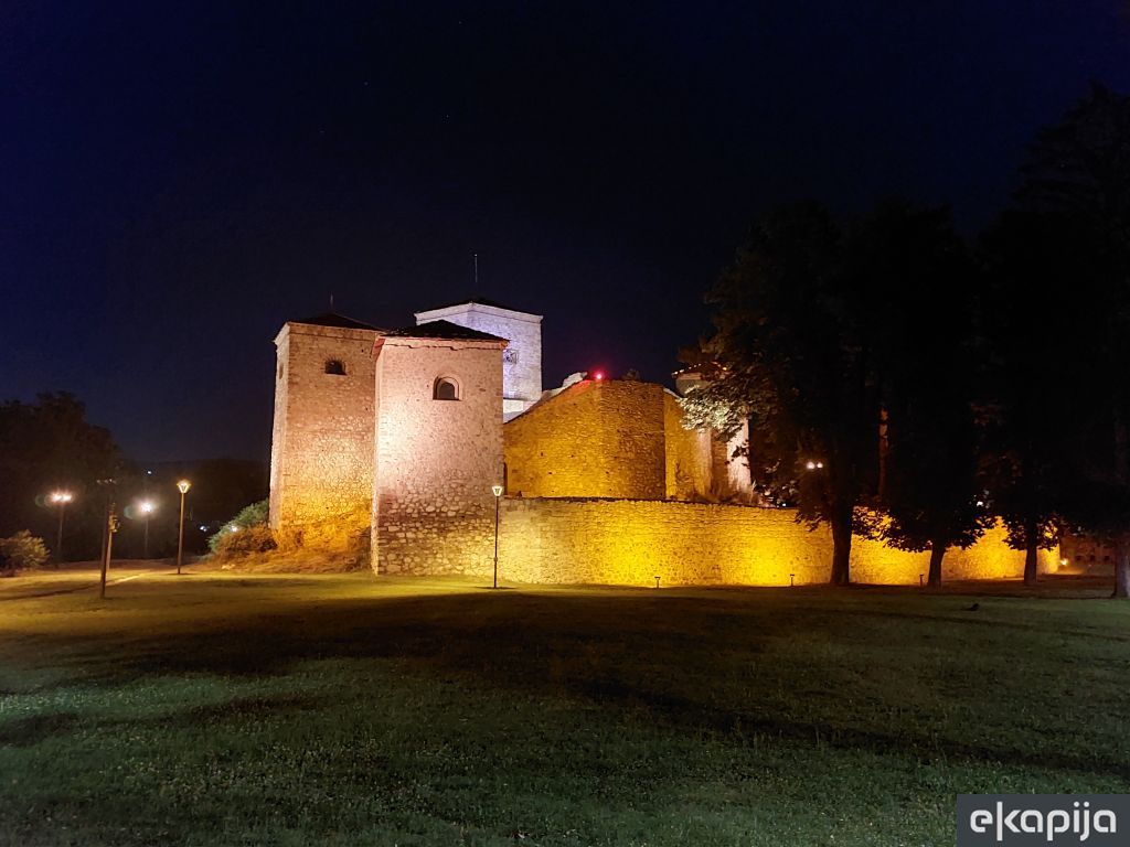 Momčilov grad Pirot