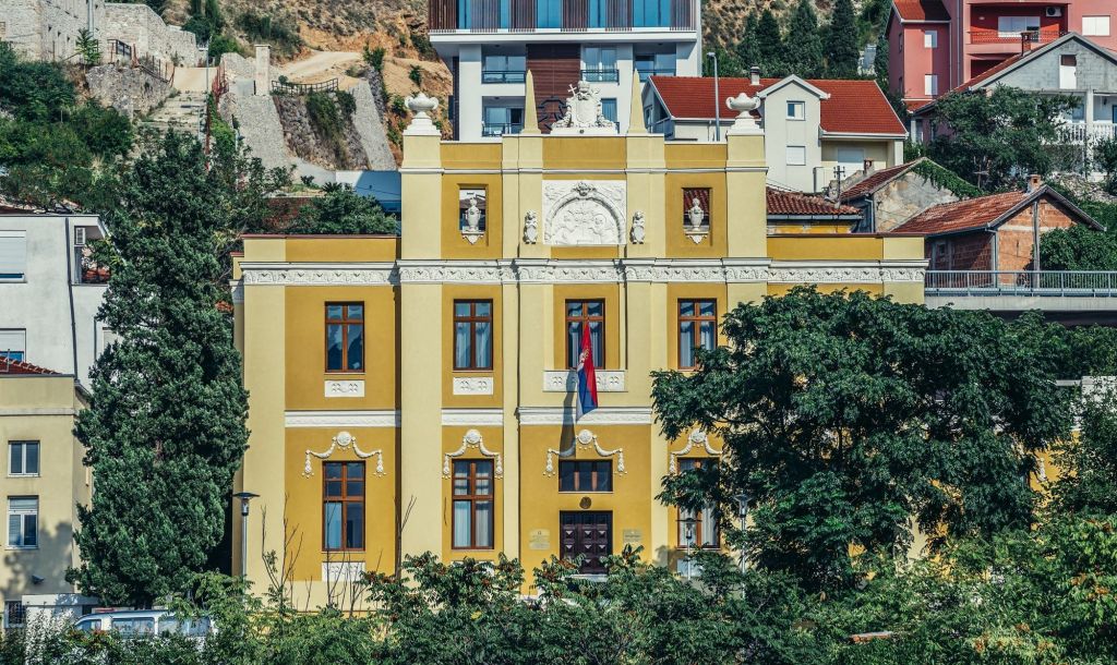 Vladičanski dvor Mostar