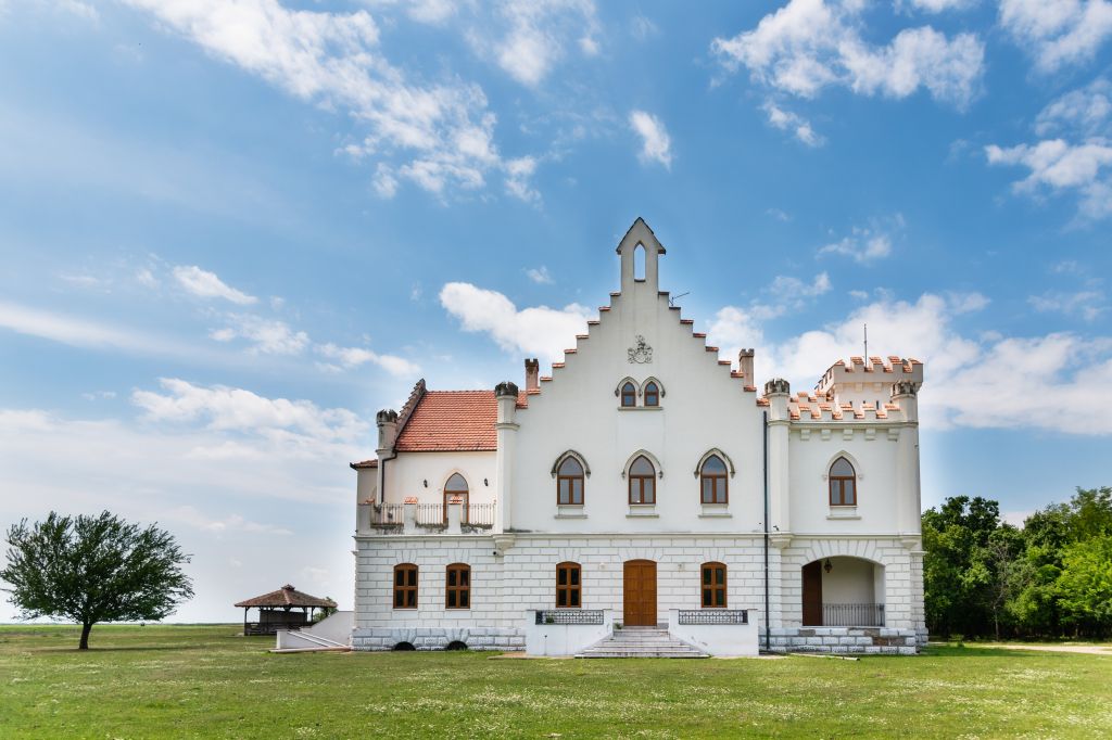 Zamak Kapetanovo Stari Lec Plandište
